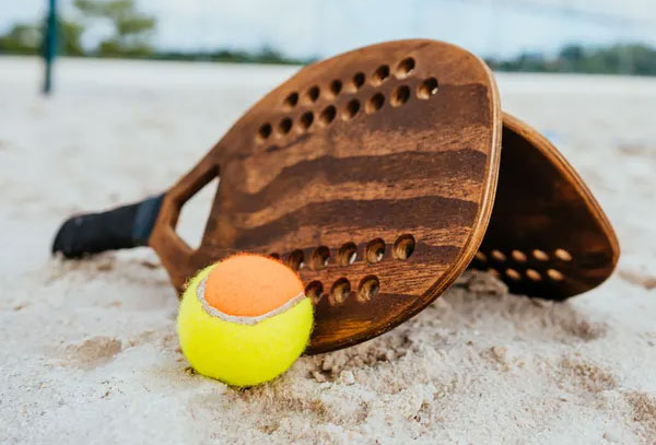 Como toda atividade física, o Beach Tennis tem inúmeros benefícios par