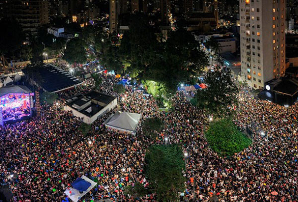 Blocos ou megaevento?