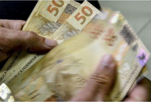 Dimensões personalizadas 600x407 px (2)