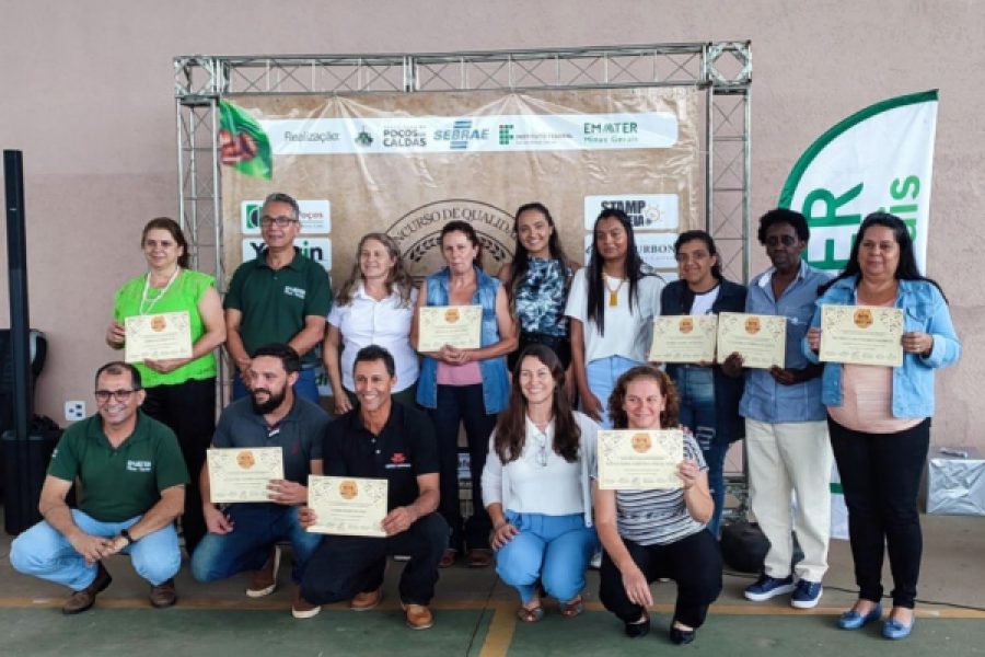 Dimensões personalizadas 600x407 px