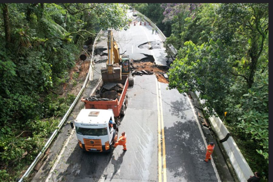 Estrada-Litoral