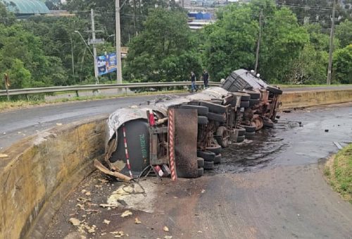 foto-acidente-serra-03-12-2025