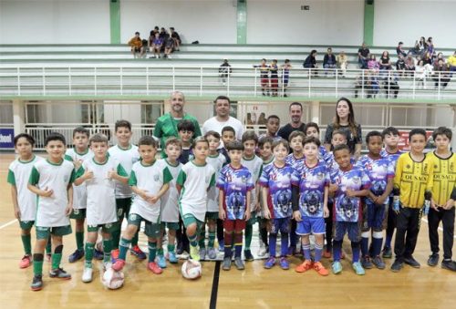 FOTO-caldense-promove-integracao-no-futsal-infantil-em-amistoso-com-o-ousacs-09-05-26