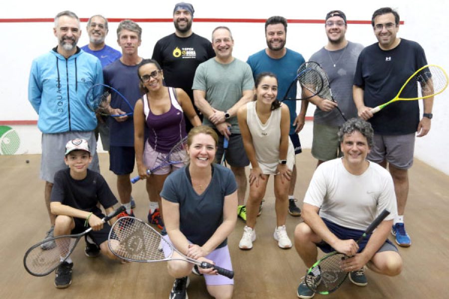 FOTO-clinica-de-squash-com-renato-gallego-movimenta-quadras-da-caldense-2-14-11-25