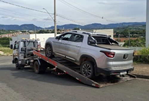 FOTO-motopatrulha-de-andradas-recupera-fiat-toro-roubada-em-ribeirao-preto-veiculo-estava-clonado-e-abandonado-em-oficina-09-12-25