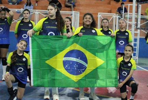 FOTO-projeto-ct-ana-jovem-realiza-primeiro-torneio-interno-de-voleibol-01-10-26