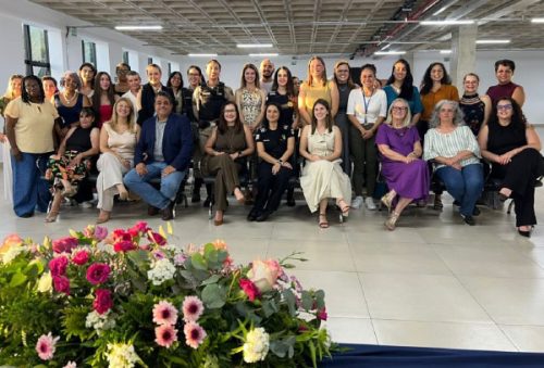 Foto-novas-representantes-do-conselho-municipal-dos-direitos-da-mulher-sao-empossadas-13-11-25