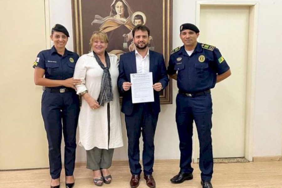 Prefeito-Mariana-Sindijori