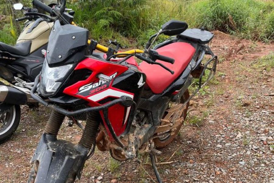 foot-policia-militar-recupera-motocicleta-furtada-apos-perseguicao-em-pocos-de-caldas-09-04-26