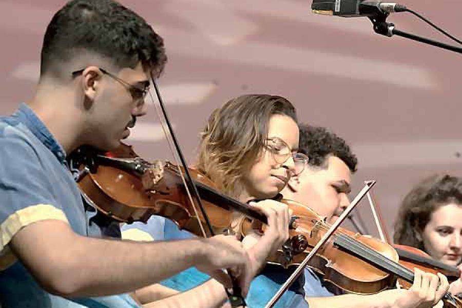 Oportunidades nas áreas de Educação, Artes e Esportes