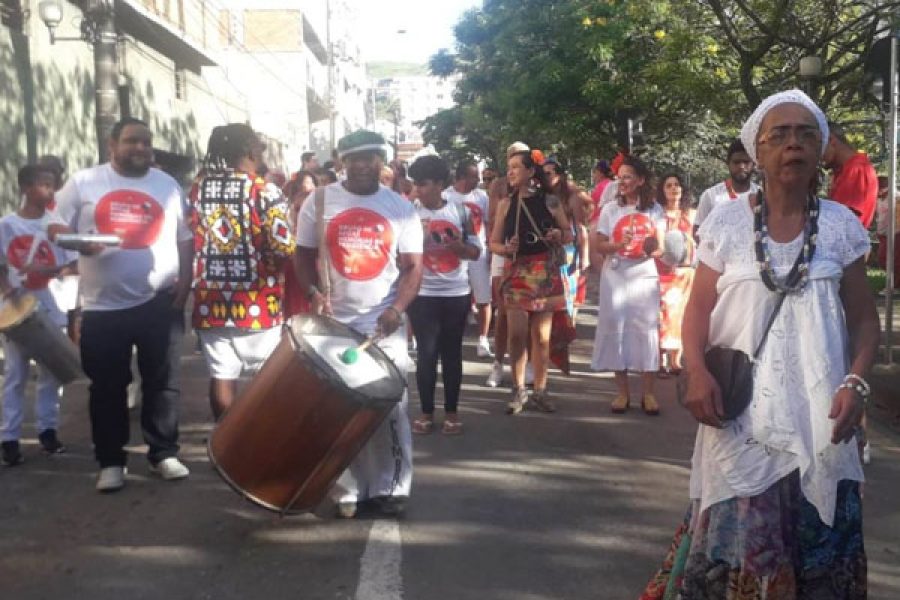foto-afoxe-maracatu-e-samba-movimentam-a-arena-cascatinha-no-carnaval-13-02-26