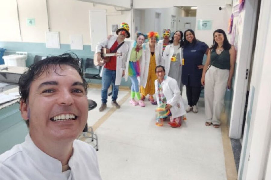 foto-palhacos-alegria-23-02-2026