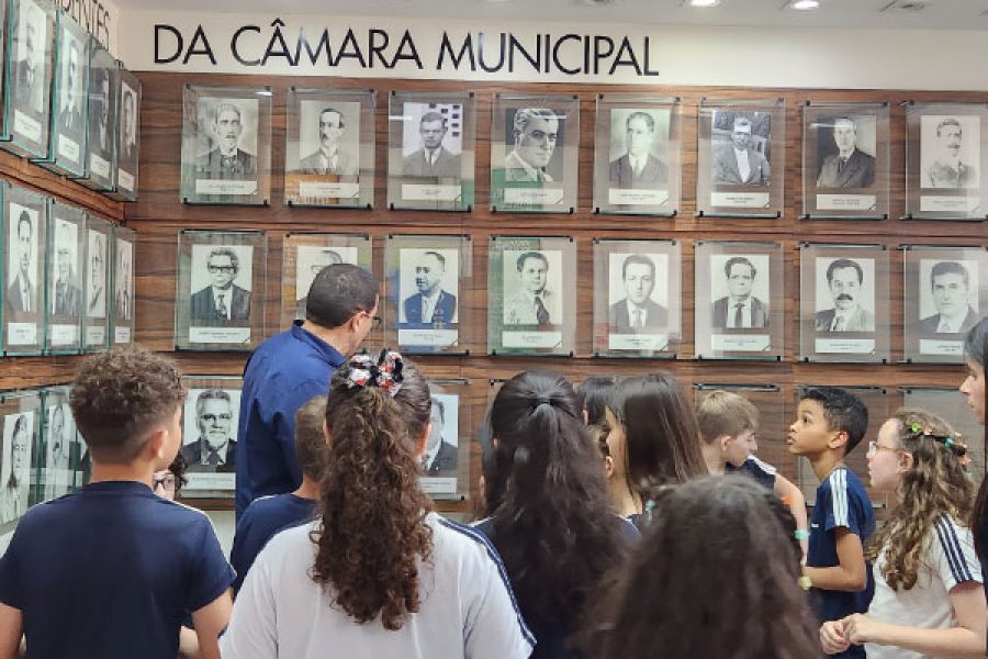 foto-camara-visita-08-12-2025