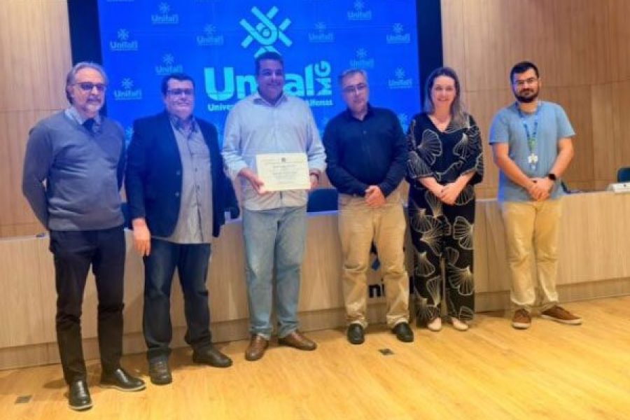 foto-apos-anos-de-articulacao-meio-passe-universitario-gera-reconhecimento-a-prefeitura-municipal-01-04-26