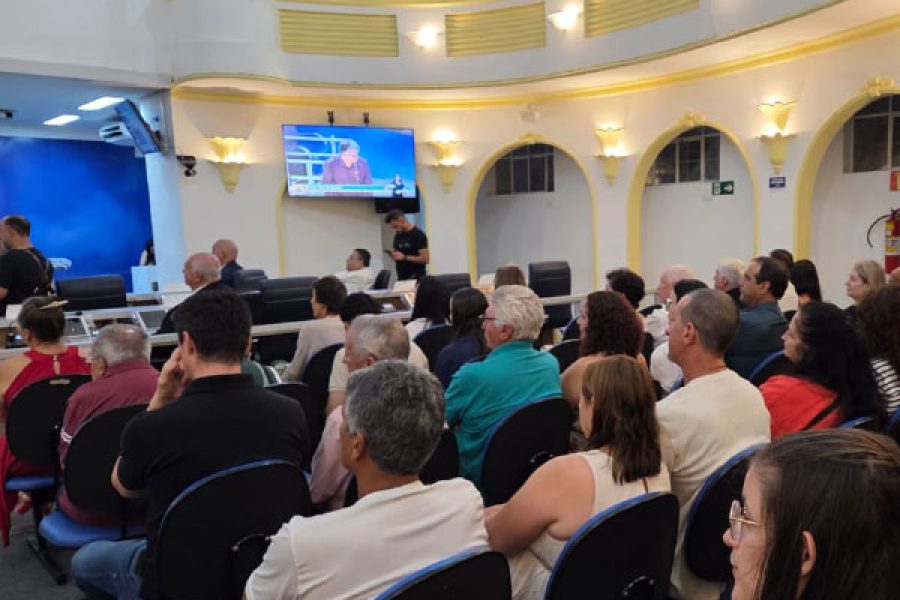 foto-audiencia-publica-11-12-2025