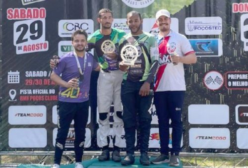 foto-atletas-de-pocos-conquistam-podios-e-se-destacam-em-competicoes-de-bmx-02-10-26
