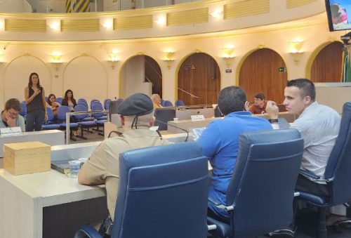 foto-audiencia-publica-16-12-2025