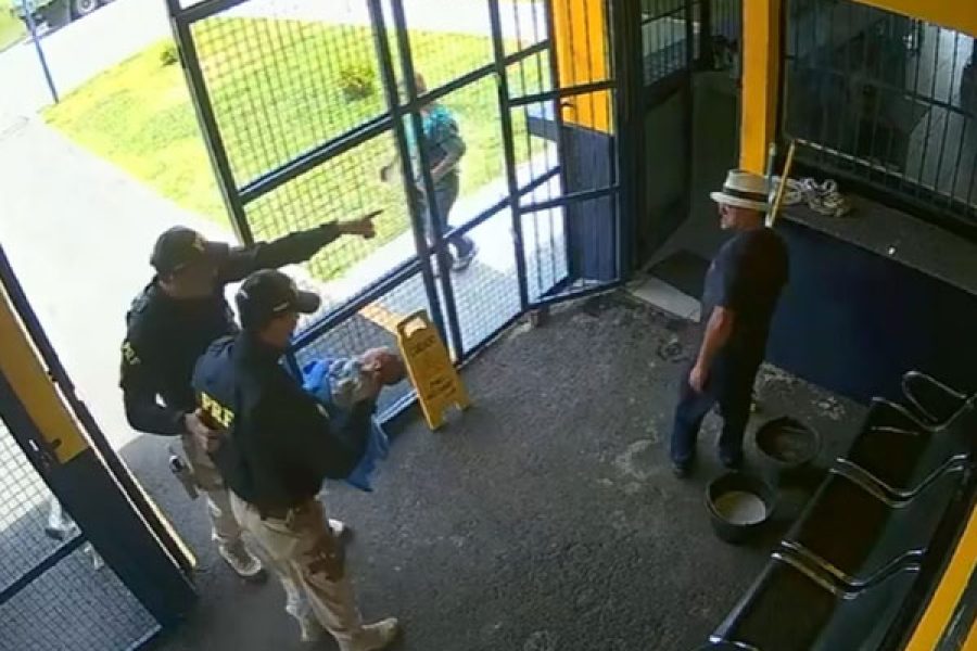 foto-bebe-de-42-dias-e-salva-por-agentes-da-prf-apos-engasgo-em-laranjeiras-de-caldas-09-12-25