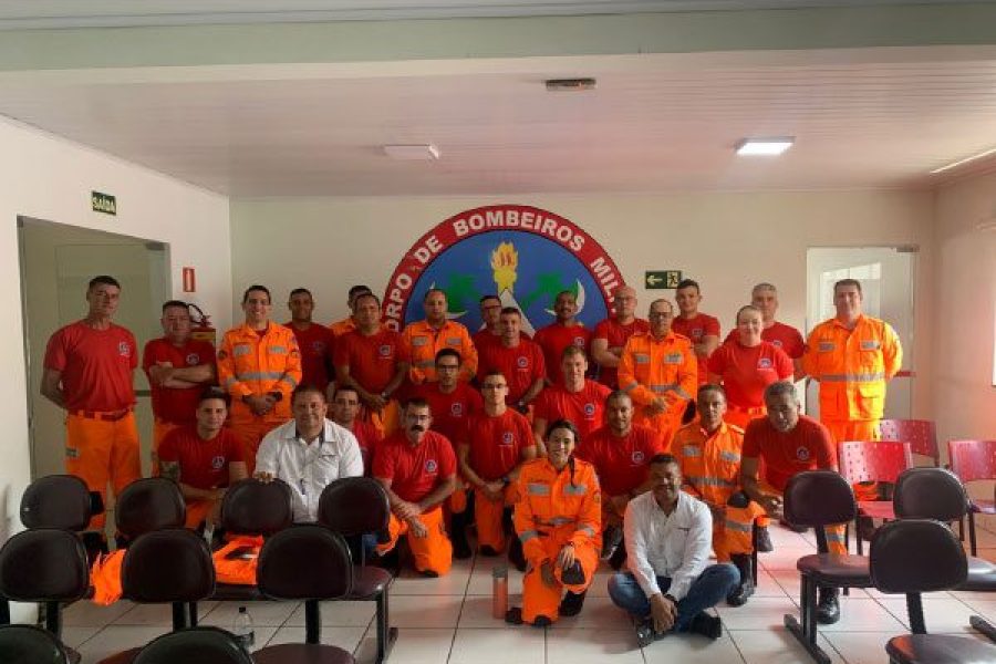 foto-bombeiros-de-pocos-de-caldas-recebem-palestra-sobre-conducao-de-viaturas-27-03-26