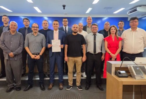 foto-camara-aprova-mocao-de-apelo-ao-prefeito-e-cobra-regularizacao-dos-repasses-as-instituicoes-13-10-26