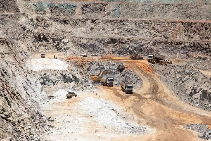 foto-camara-dos-deputados-aprova-fundo-de-ate-r-5-bilhoes-para-minerais-criticos-06-05-26