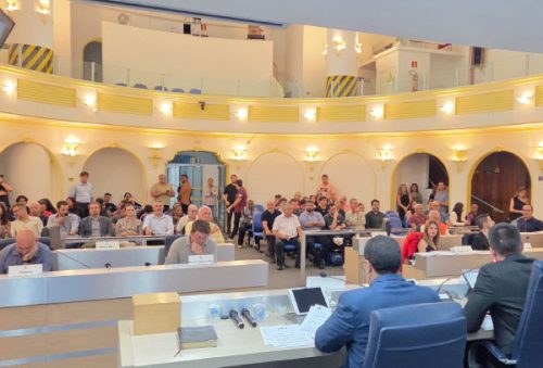 foto-camara-encerramento-17-12-2025