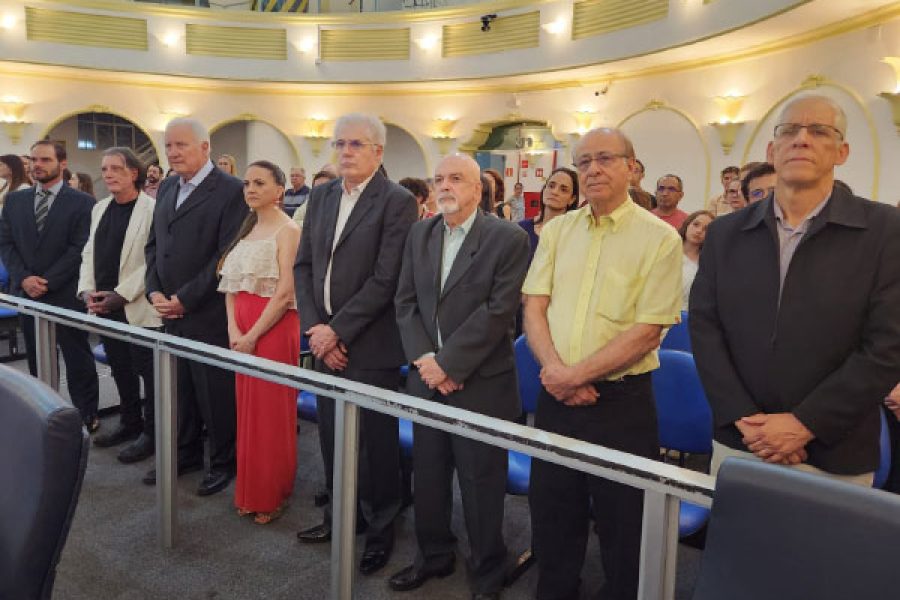 foto-medalha-merito-legislativo-21-10-2025