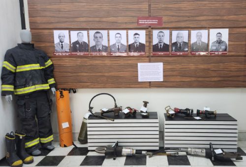 foto-camara-exposicao-bombeiros-18-12-2025