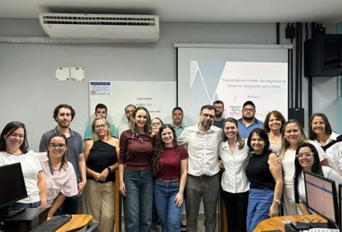 foto-capacitacao-sobre-e-sus-regulacao-fortalece-gestao-de-filas-e-agendamentos-em-pocos-07-05-26