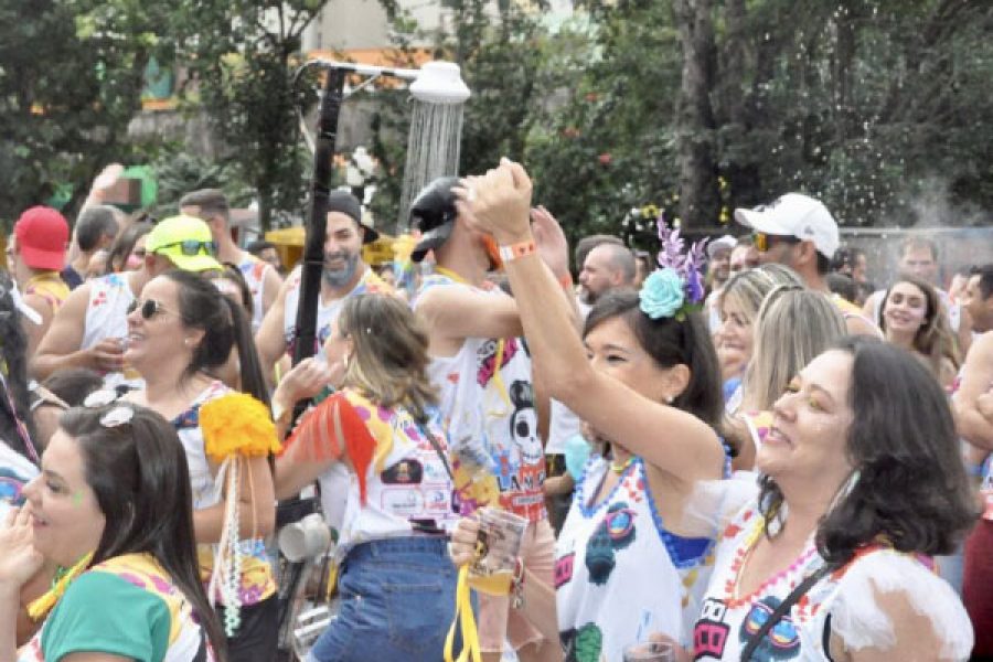 foto-carnaval-blocos-05-02-2026