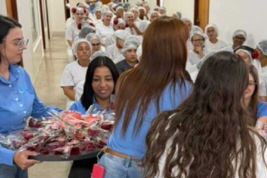 foto-cerca-de-100-colaboradoras-participam-de-acao-sobre-saude-da-mulher-em-industria-de-pocos-de-caldas-12-03-26