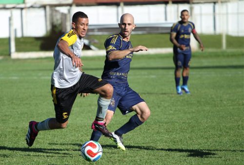 foto-chelsea-pocos-vence-curimbaba-por-2-a-0-e-conquista-a-supercopa-de-futebol-amador-2026-14-03-26