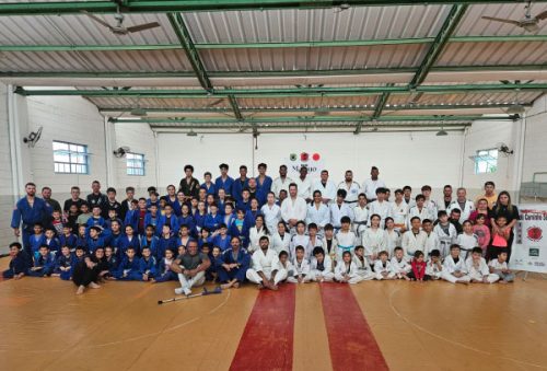 foto-clube-de-judo-pocos-de-caldas-celebra-o-dia-das-criancas-e-mantem-viva-a-tradicao-do-shihan-matsuo-07-10-25