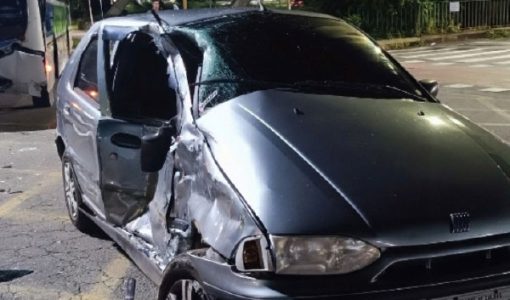 foto-colisao-entre-carro-e-onibus-deixa-motorista-ferido-no-country-club-18-02-26