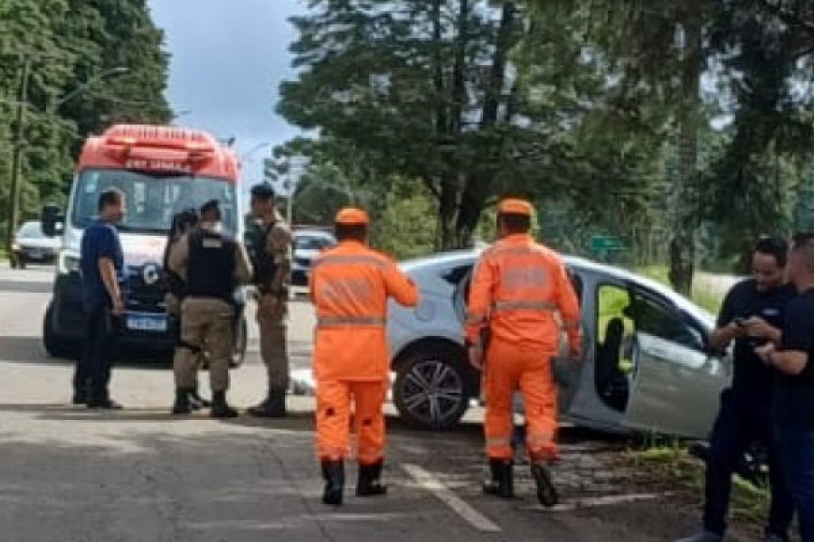 foto-colisao-br-267-04-02-2026