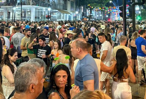 foto-colunao-folia-16-02-26