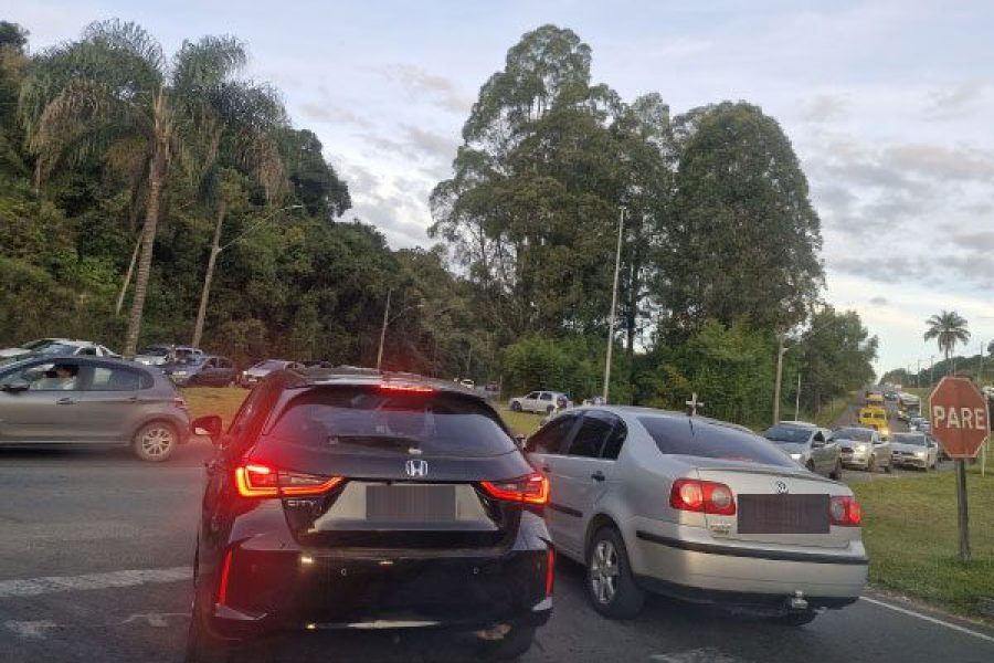 foto-colunao-transito-17-04-26