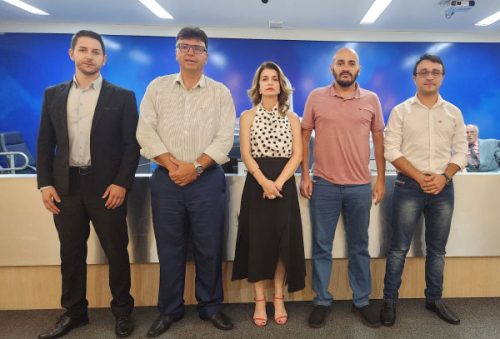 foto-comissao-terras-raras-05-12-2025