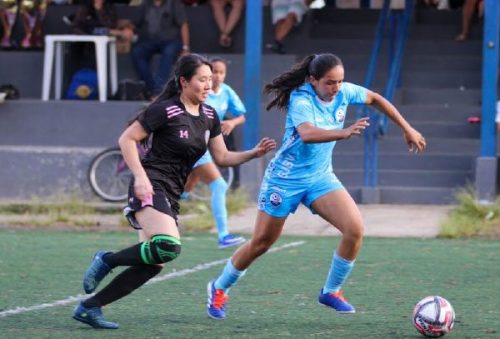 foto-copa-de-futebol-society-feminino-reune-10-equipes-no-parque-municipal-01-08-26