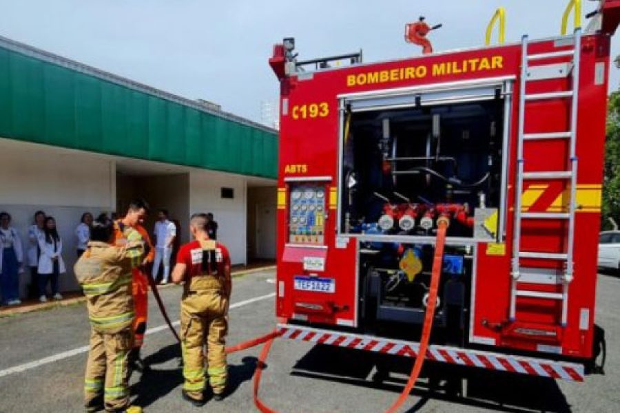 foto-bombeiros-simulado-upa-13-11-2025