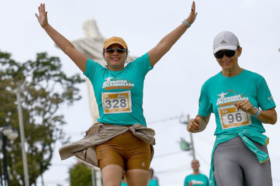 foto-corrida-da-santa-casa-arrecada-r-43-mil-para-compra-de-equipamento-que-beneficia-pacientes-oncologicos-18-12-25