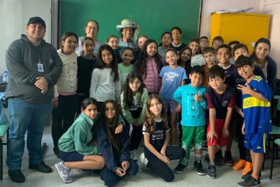 foto-cultura-e-tradicao-congada-e-tema-de-acoes-culturais-nas-unidades-escolares-de-ensino-integral-de-pocos-de-caldas-25-03-26