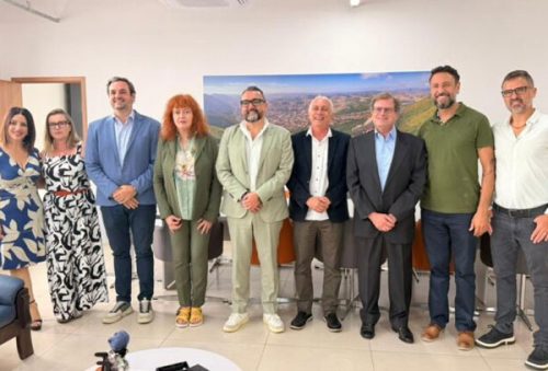 foto-delegacao-italiana-visita-centro-administrativo-e-reforca-lacos-com-pocos-de-caldas-10-03-26