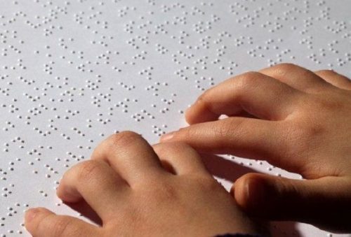 foto-deficientes-visuais-11-12-2025