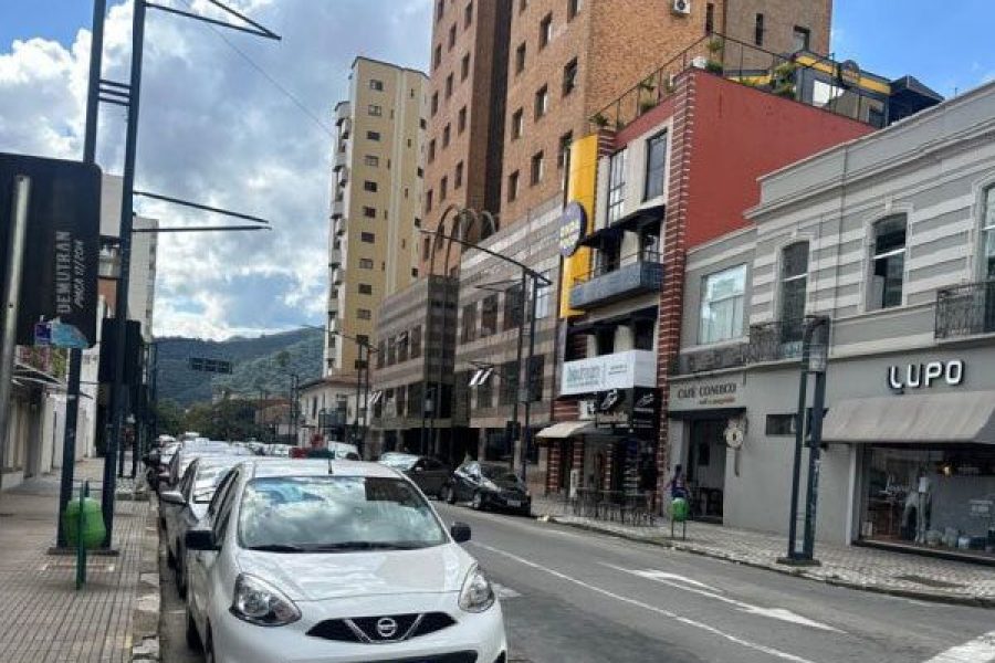 foto-dme-abre-licitacao-para-implantacao-de-rede-eletrica-subterranea-na-rua-junqueiras-05-05-26