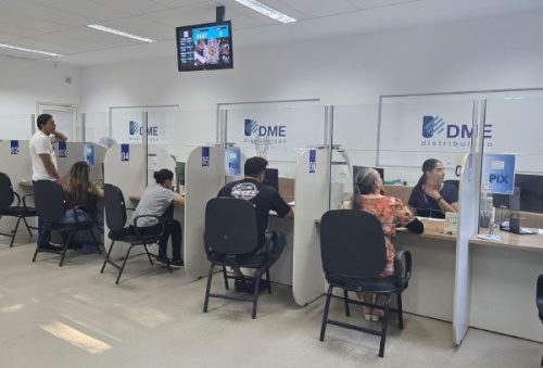 foto-dmed-avanca-cinco-posicoes-em-premio-da-aneel-26-03-26