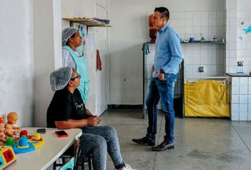 foto-dofu-visita-cei-vilas-unidas-e-pede-melhorias-na-estrutura-e-no-quadro-de-servidores-02-04-26