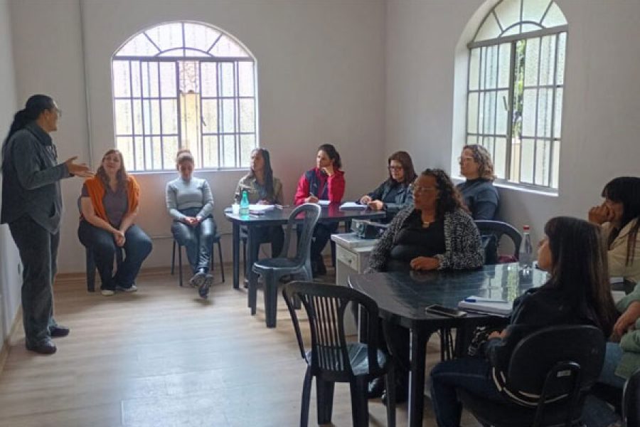 foto-educacao-plano-04-11-2025