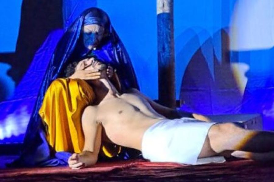 foto-encenacao-paixao-de-cristo-abre-programacao-da-semana-santa-cultural-em-pocos-nesta-quarta-31-03-26