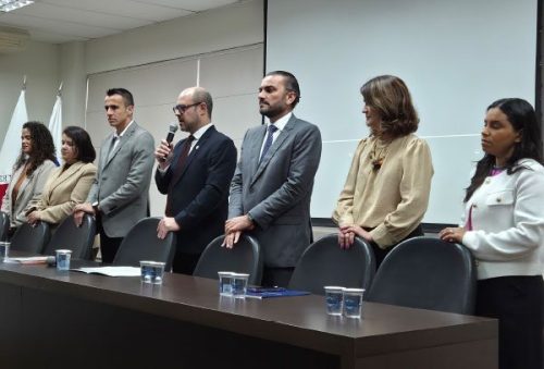 foto-escola-do-legislativo-e-oab-promovem-capacitacao-sobre-eca-digital-16-09-26